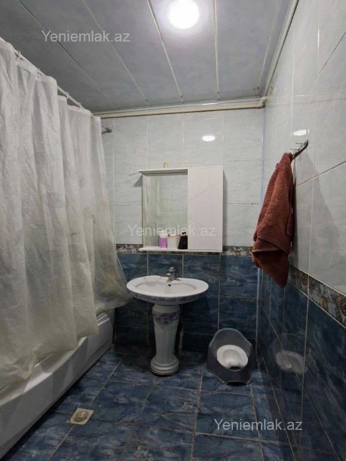 Satılır 3 otaqlı köhnə tikili 84.5 m²