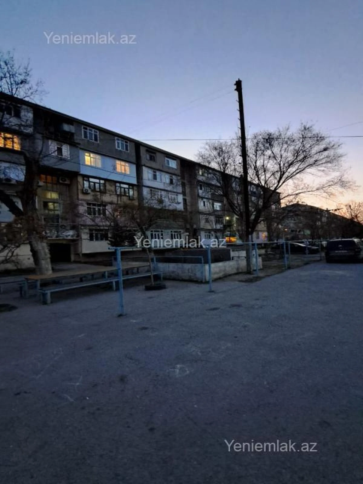 Satılır 3 otaqlı köhnə tikili 84.5 m²