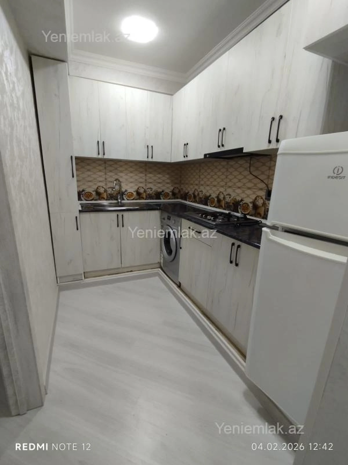 Satılır 3 otaqlı yeni tikili 54 m²