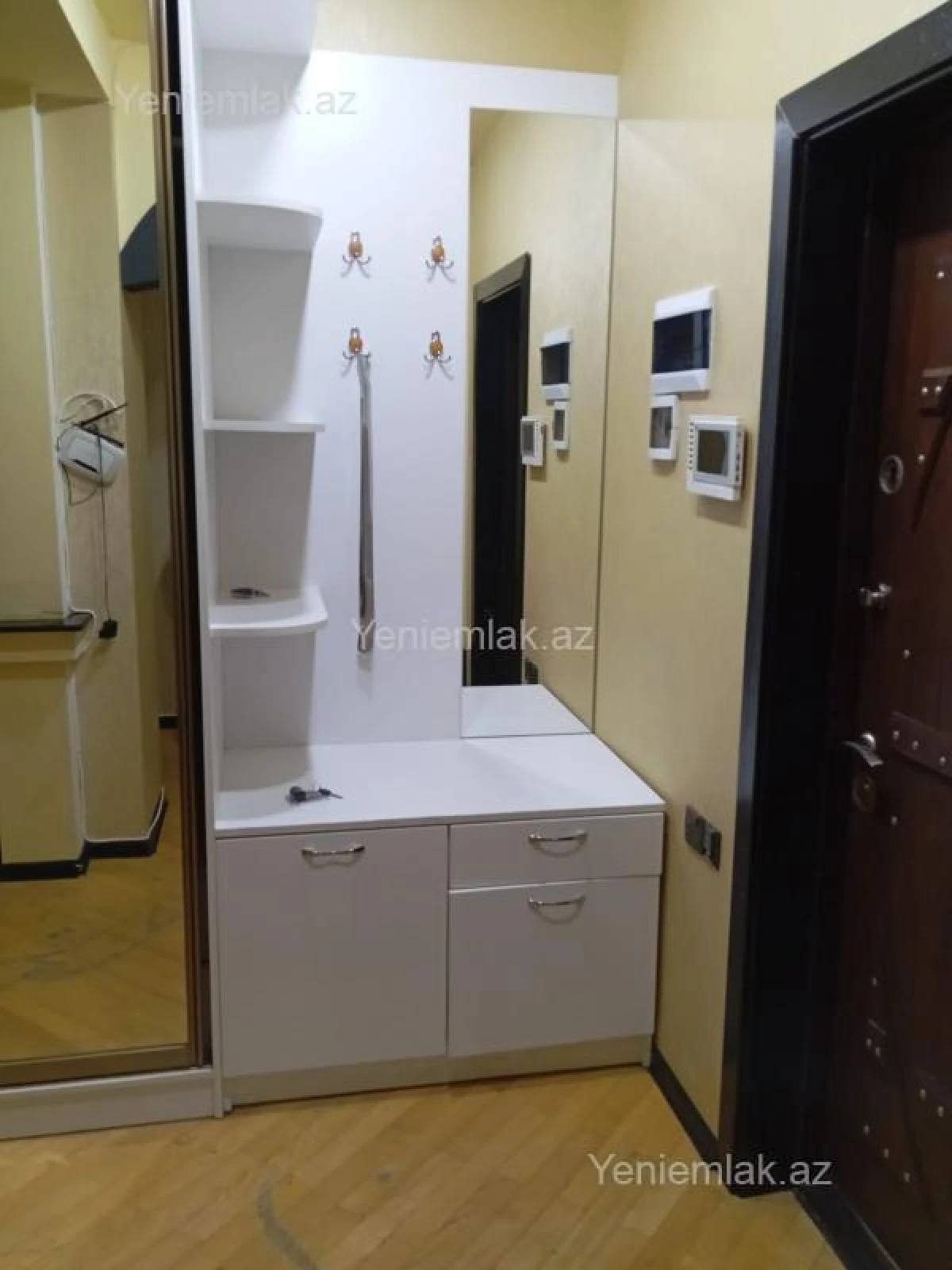 Satılır 3 otaqlı yeni tikili 96 m²