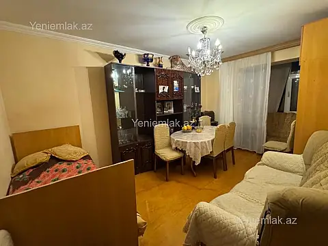 Satılır 2 otaqlı köhnə tikili 45 m²