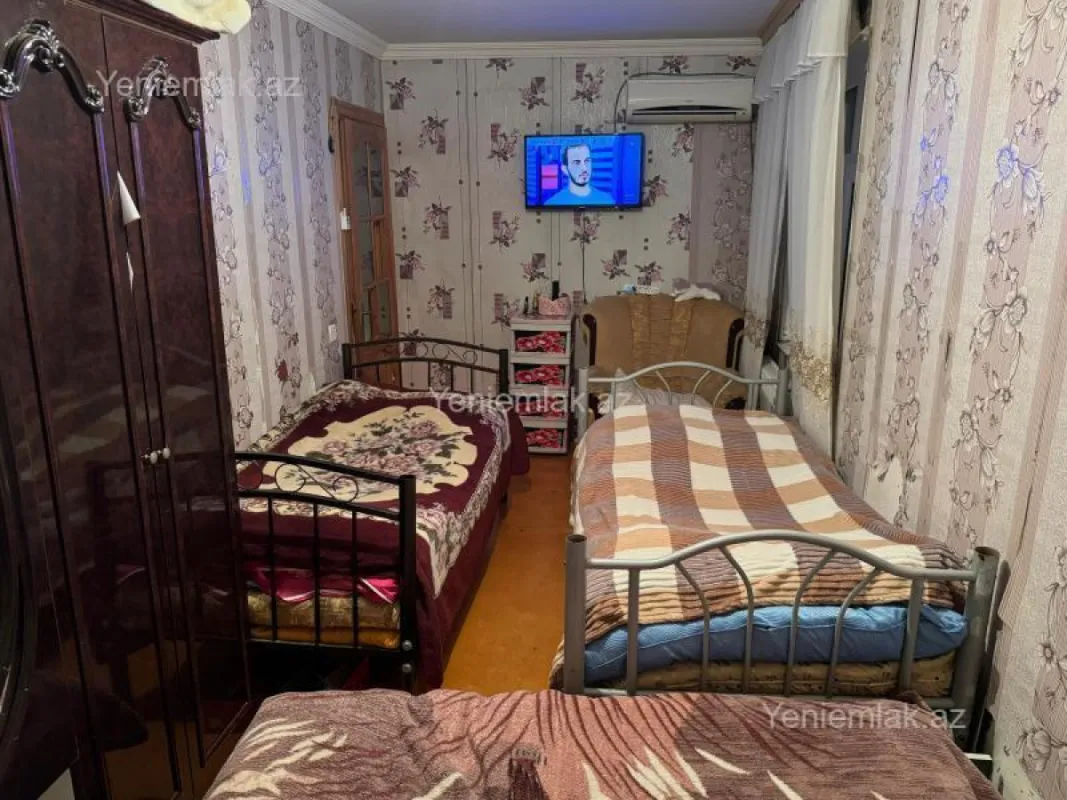 Satılır 2 otaqlı köhnə tikili 45 m²