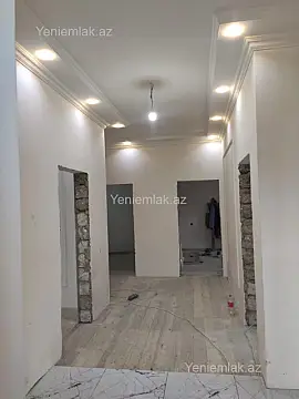 Satılır 4 otaqlı həyət evi 140 m²