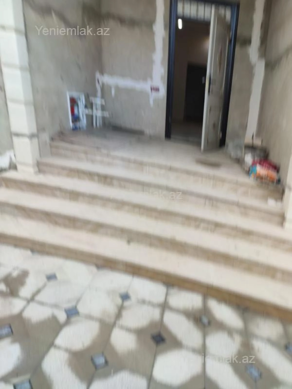 Satılır 4 otaqlı həyət evi 140 m²