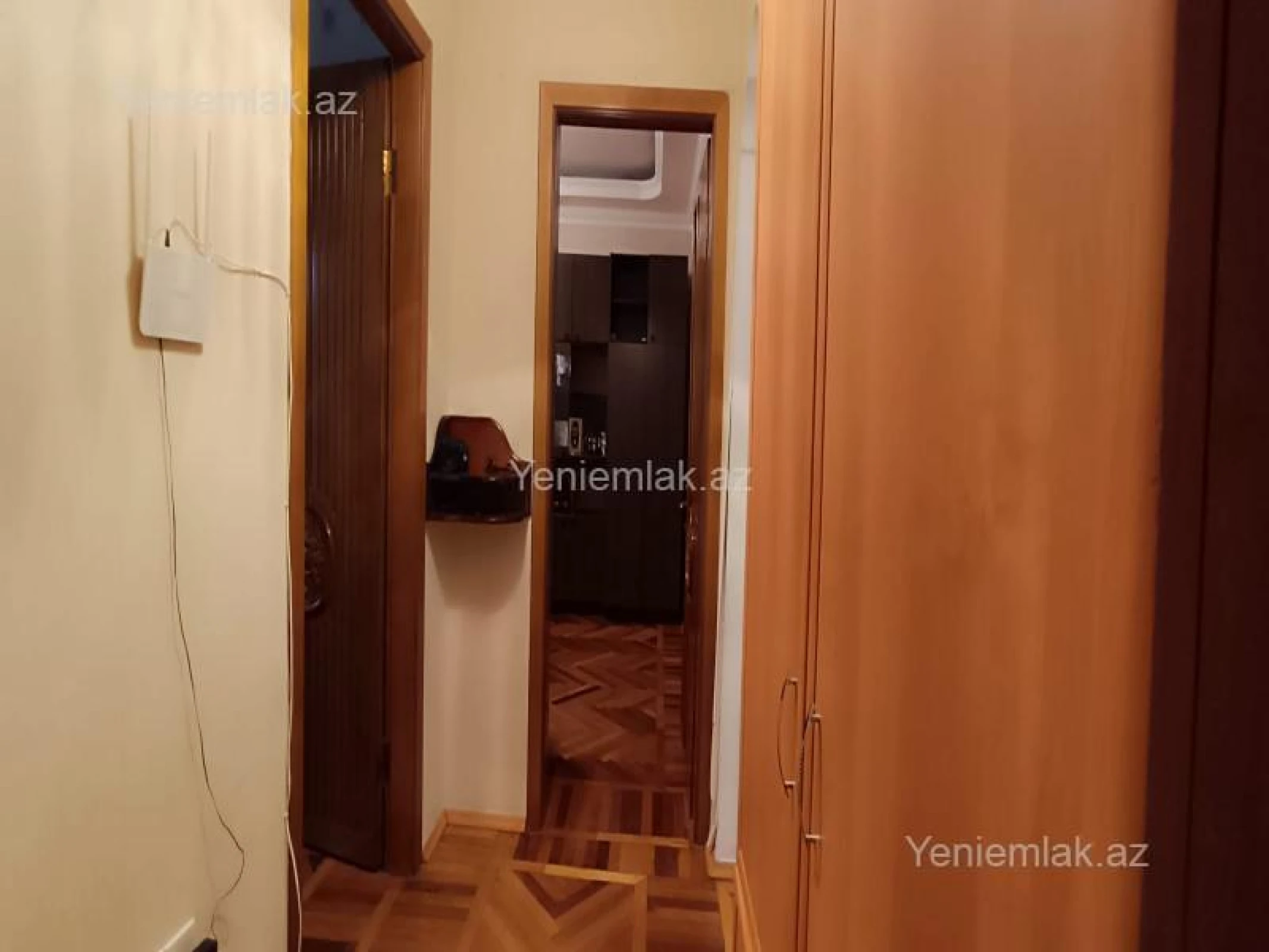 Satılır 4 otaqlı köhnə tikili 86.5 m²