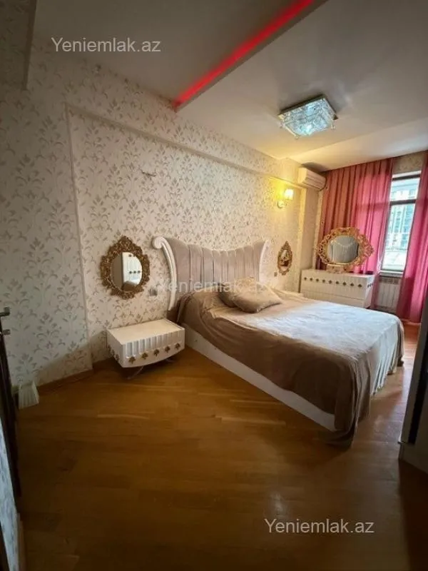 Satılır 3 otaqlı yeni tikili 169 m²