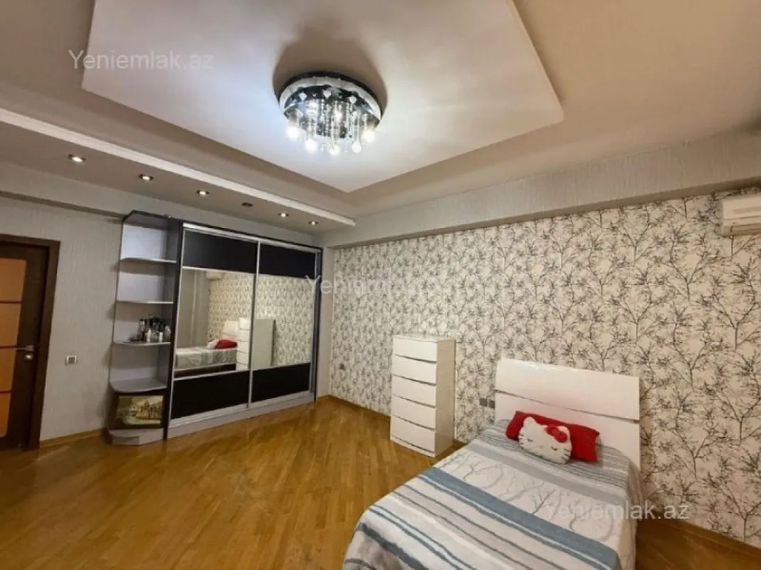 Satılır 3 otaqlı yeni tikili 169 m²