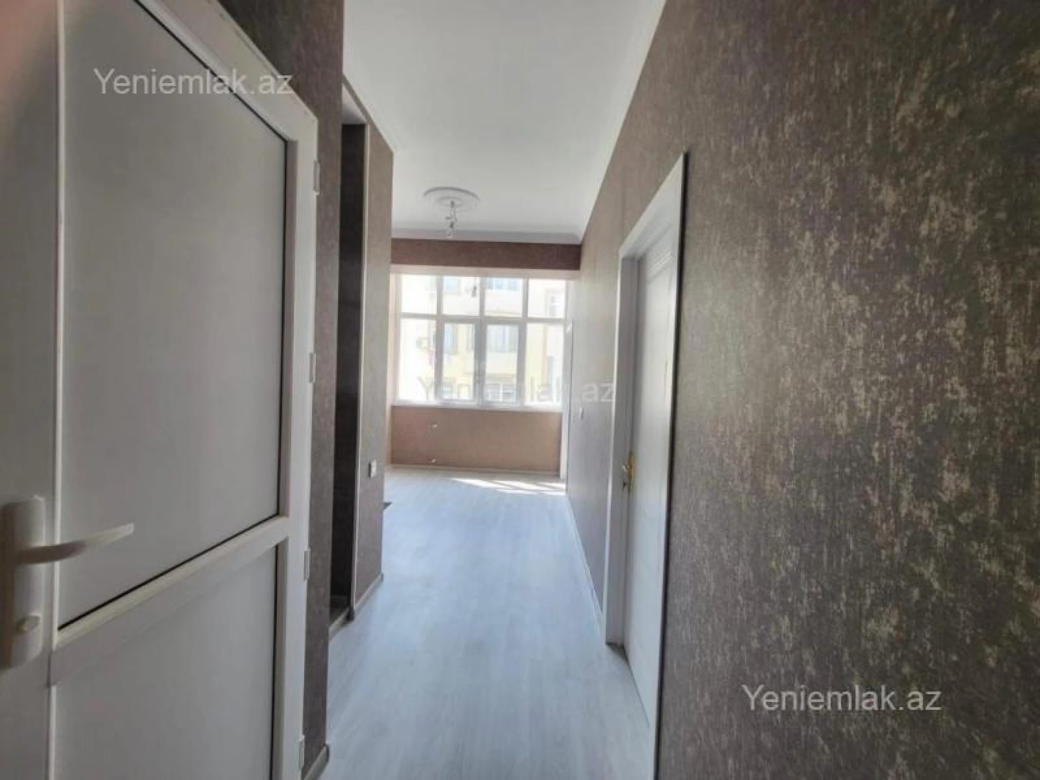 Satılır 2 otaqlı yeni tikili 35 m²
