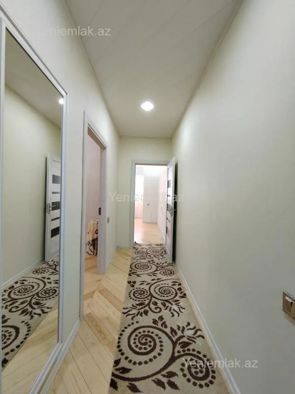 Satılır 2 otaqlı köhnə tikili 65 m²