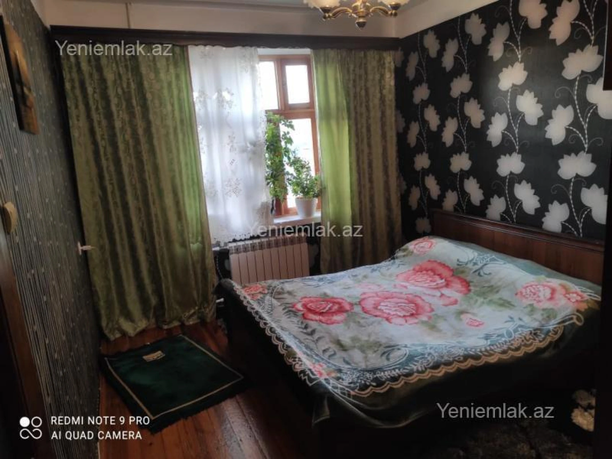 Satılır 3 otaqlı köhnə tikili 90 m²