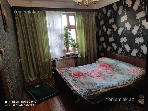 Satılır 3 otaqlı köhnə tikili 90 m²