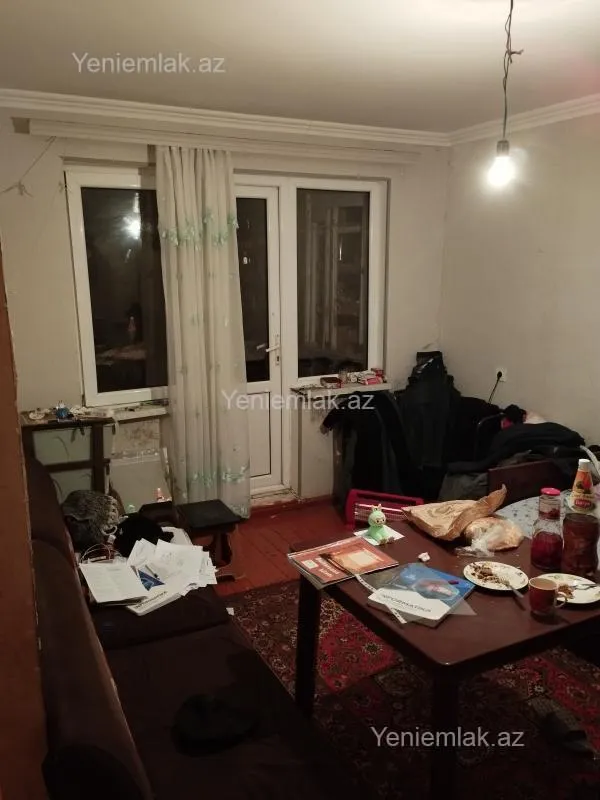 Satılır 1 otaqlı köhnə tikili 31 m²