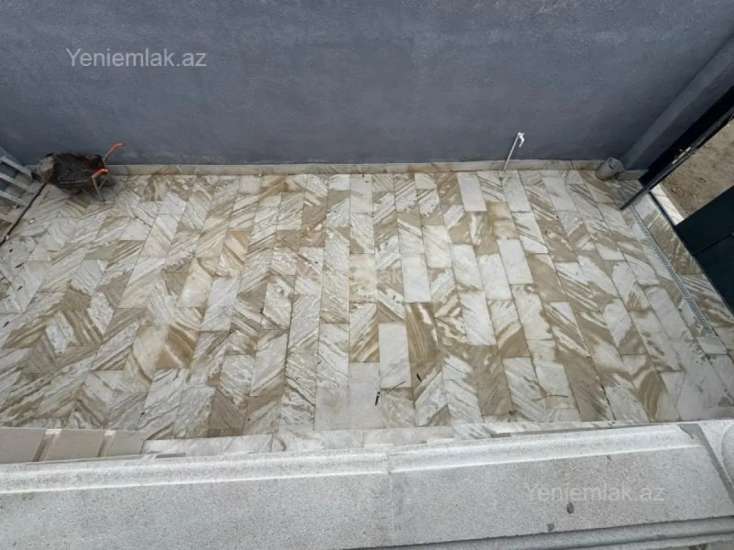 Satılır 3 otaqlı həyət evi 100 m²