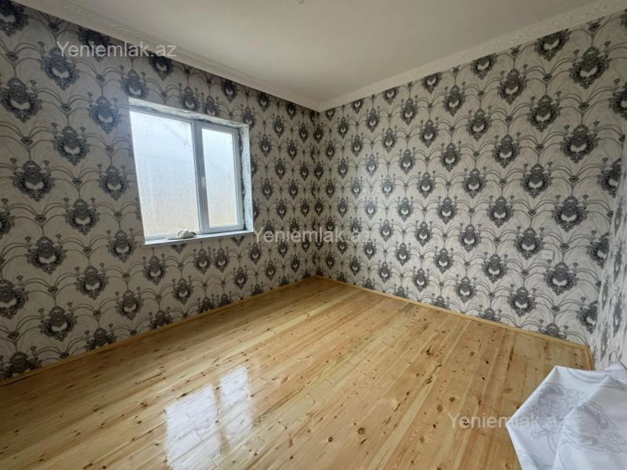 Satılır 3 otaqlı həyət evi 100 m²