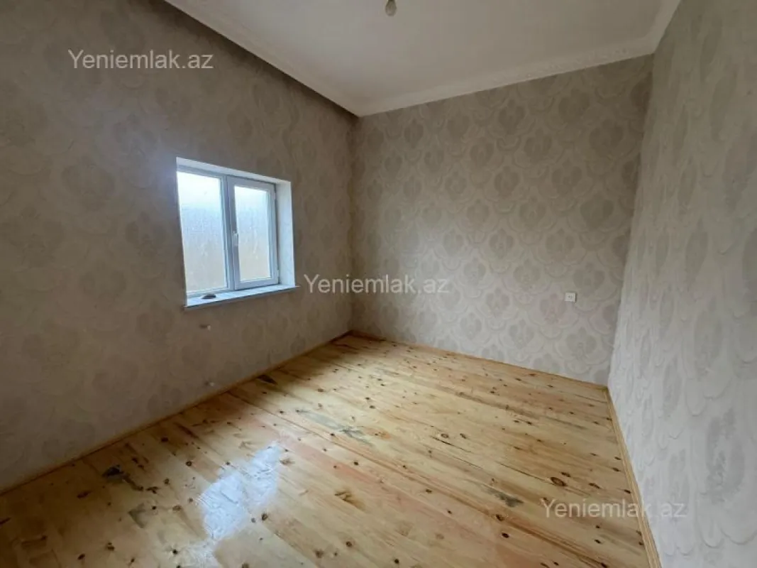 Satılır 3 otaqlı həyət evi 100 m²