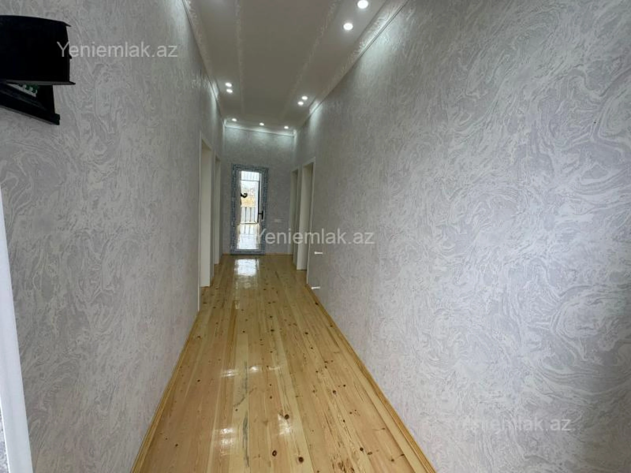 Satılır 3 otaqlı həyət evi 100 m²