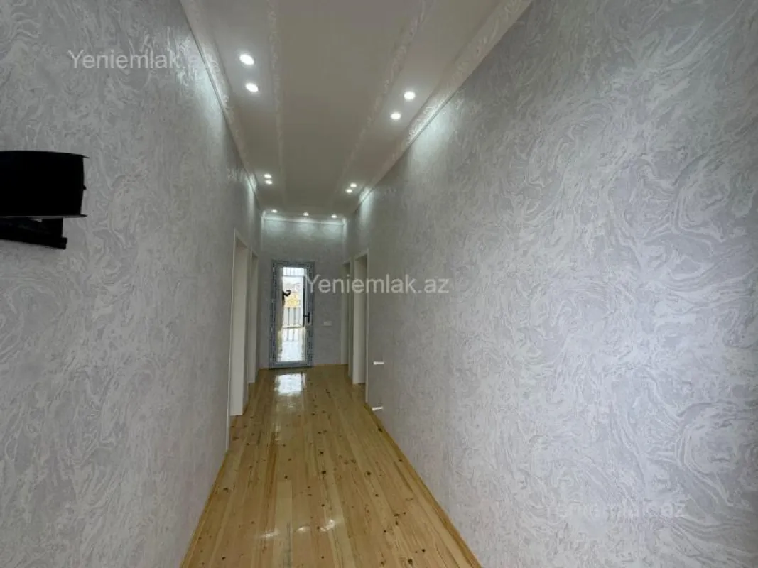 Satılır 3 otaqlı həyət evi 100 m²