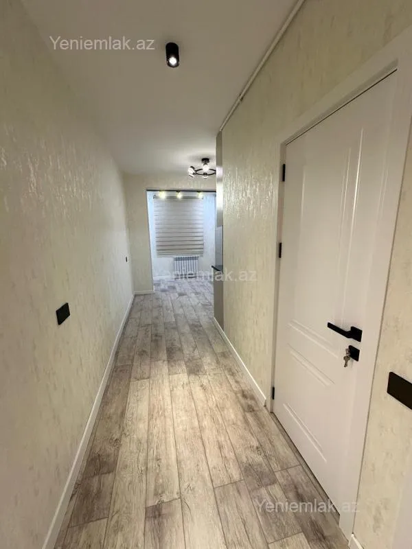 Satılır 3 otaqlı yeni tikili 77 m²
