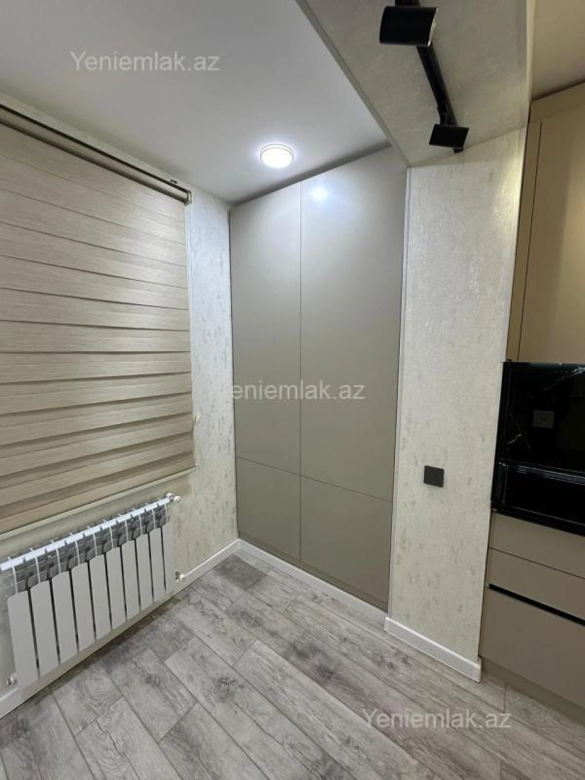 Satılır 3 otaqlı yeni tikili 77 m²