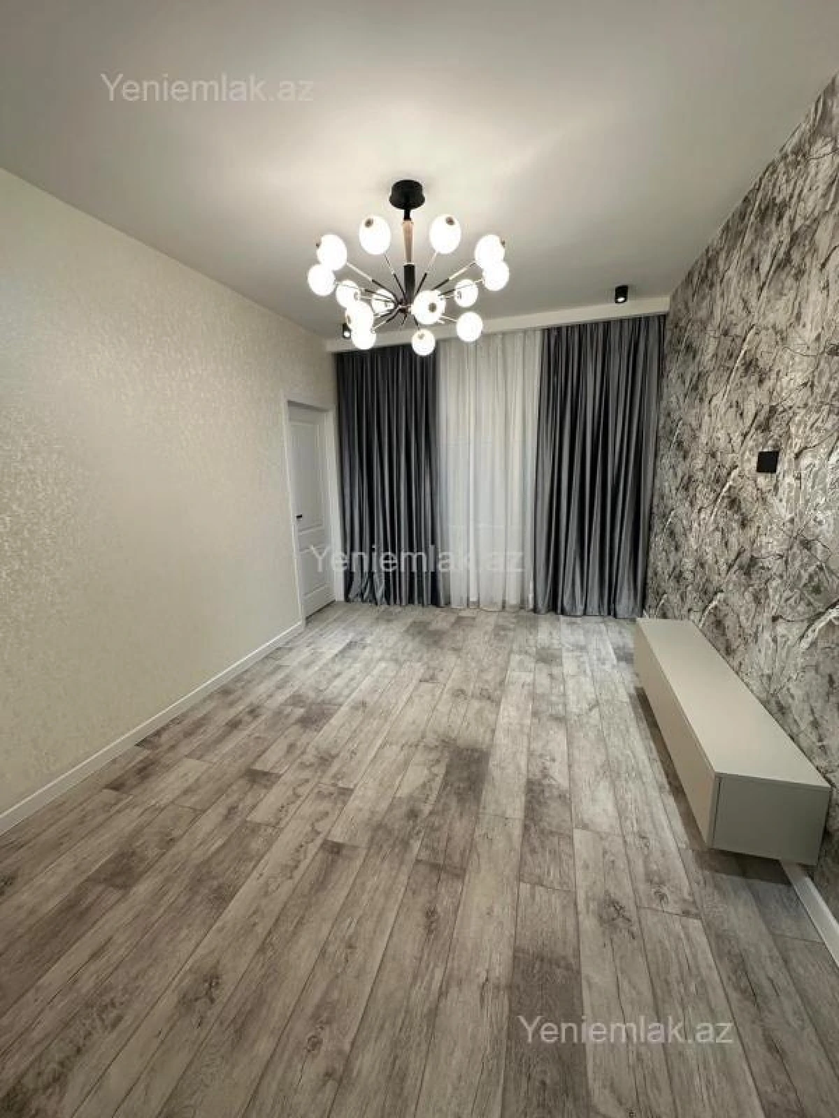 Satılır 3 otaqlı yeni tikili 77 m²