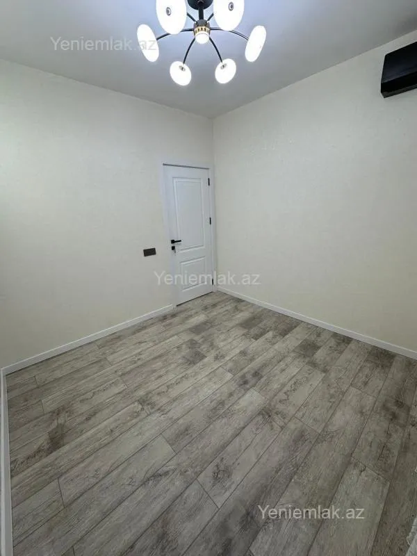 Satılır 3 otaqlı yeni tikili 77 m²