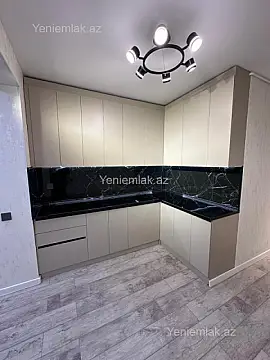 Satılır 3 otaqlı yeni tikili 77 m²