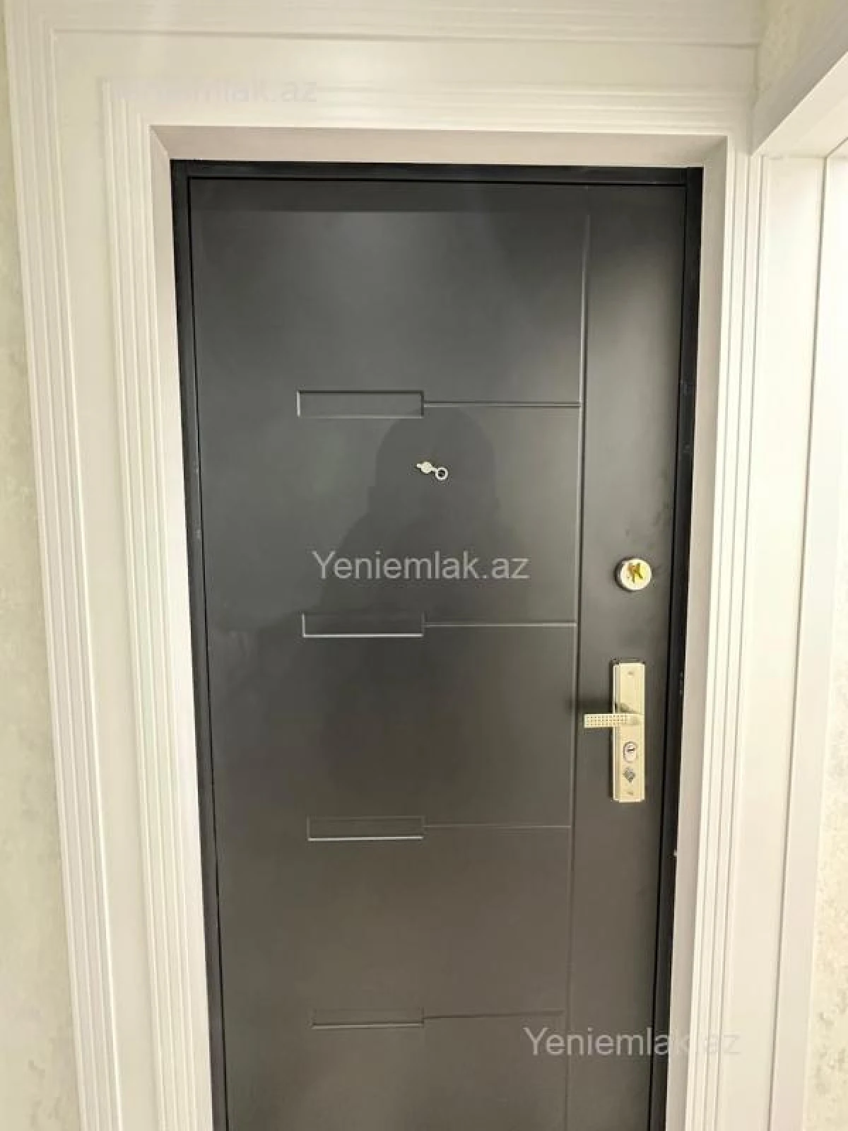 Satılır 3 otaqlı yeni tikili 77 m²