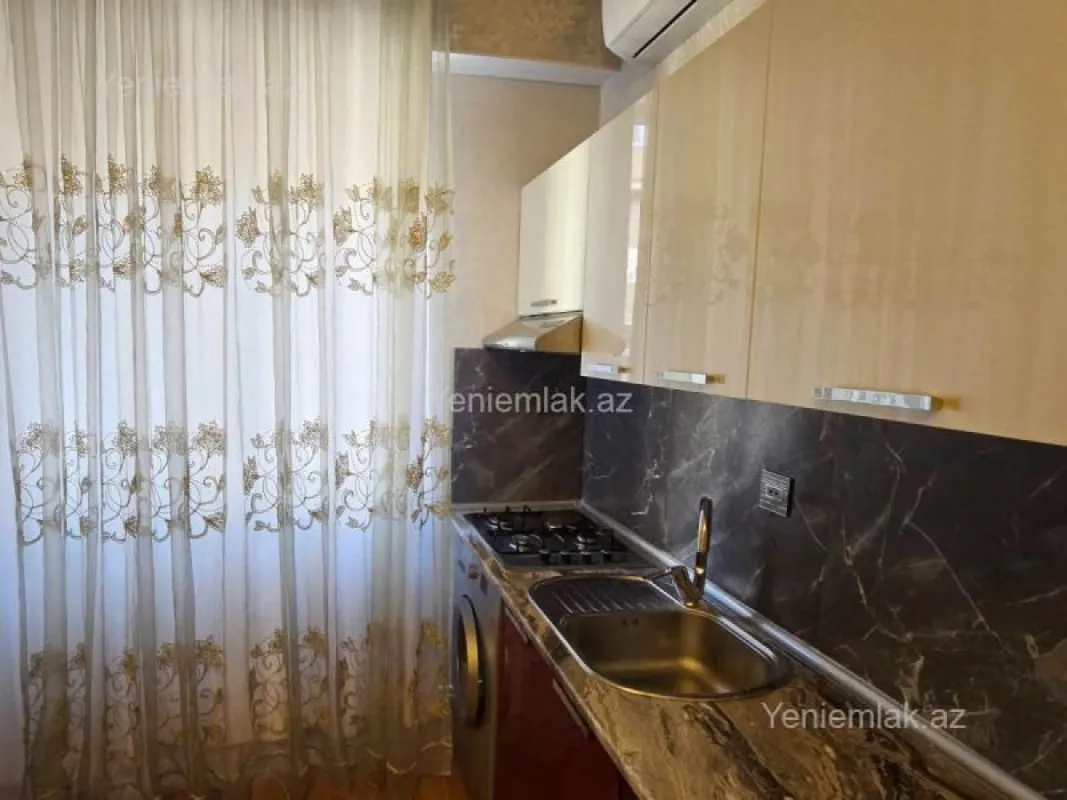 Satılır 2 otaqlı yeni tikili 42 m²