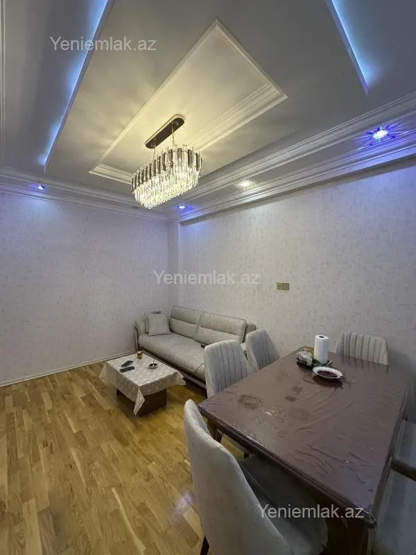 Satılır 2 otaqlı yeni tikili 60 m²