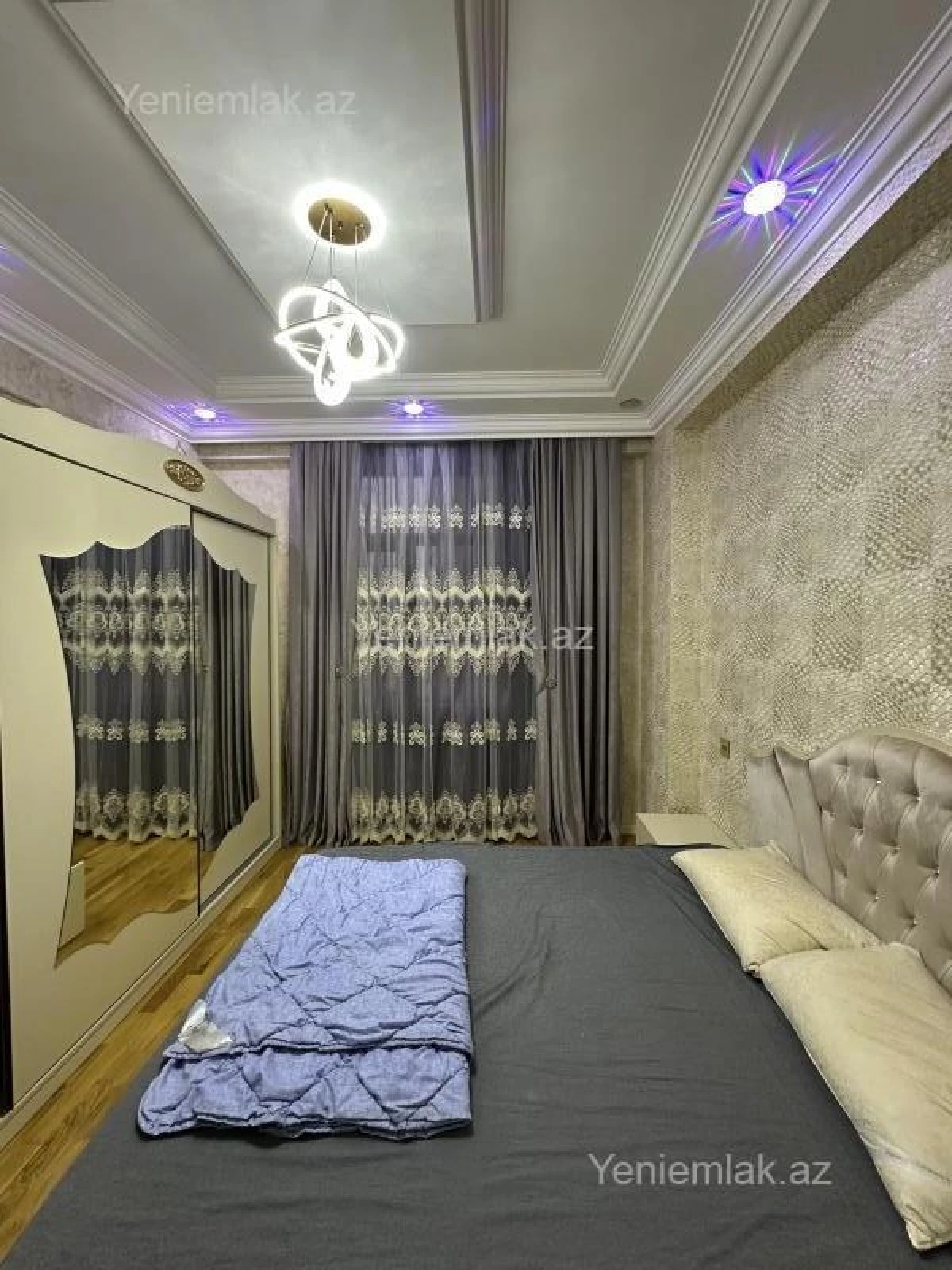 Satılır 2 otaqlı yeni tikili 60 m²