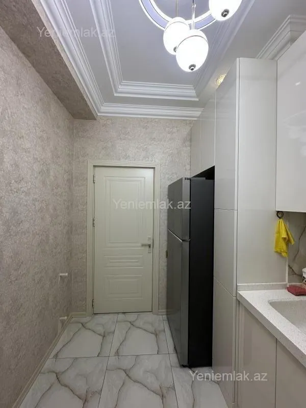 Satılır 2 otaqlı yeni tikili 60 m²