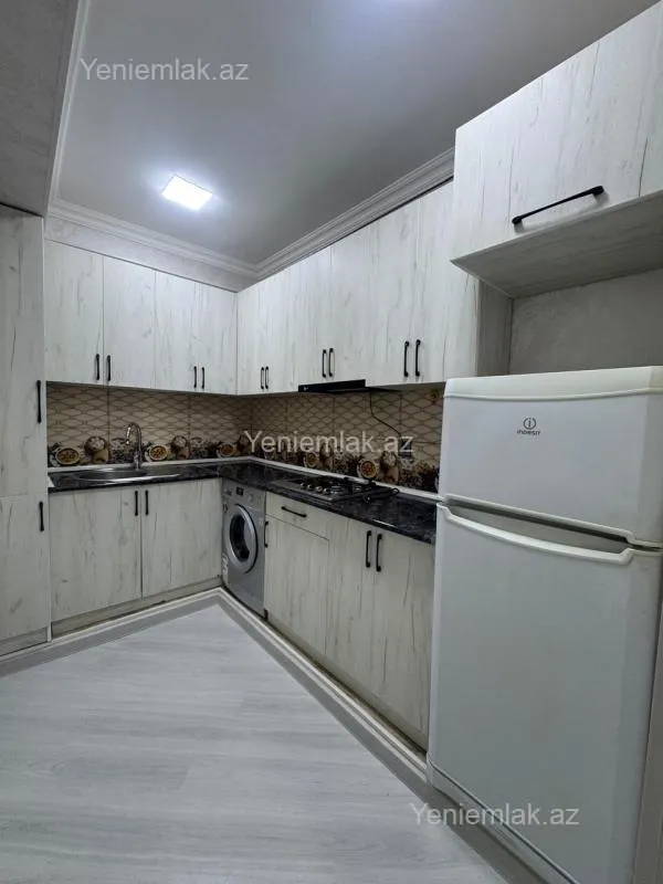 Satılır 3 otaqlı yeni tikili 54 m²