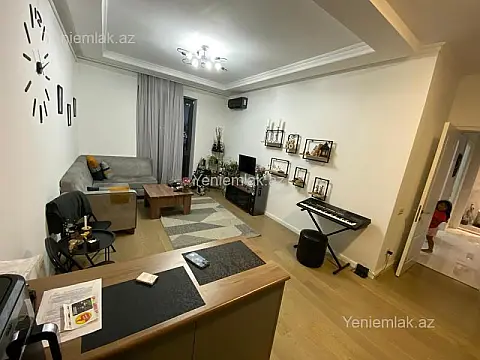 Satılır 3 otaqlı yeni tikili 73 m²