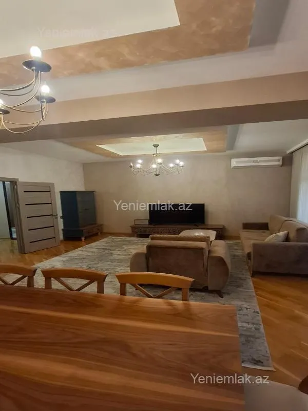 Satılır 4 otaqlı yeni tikili 131 m²