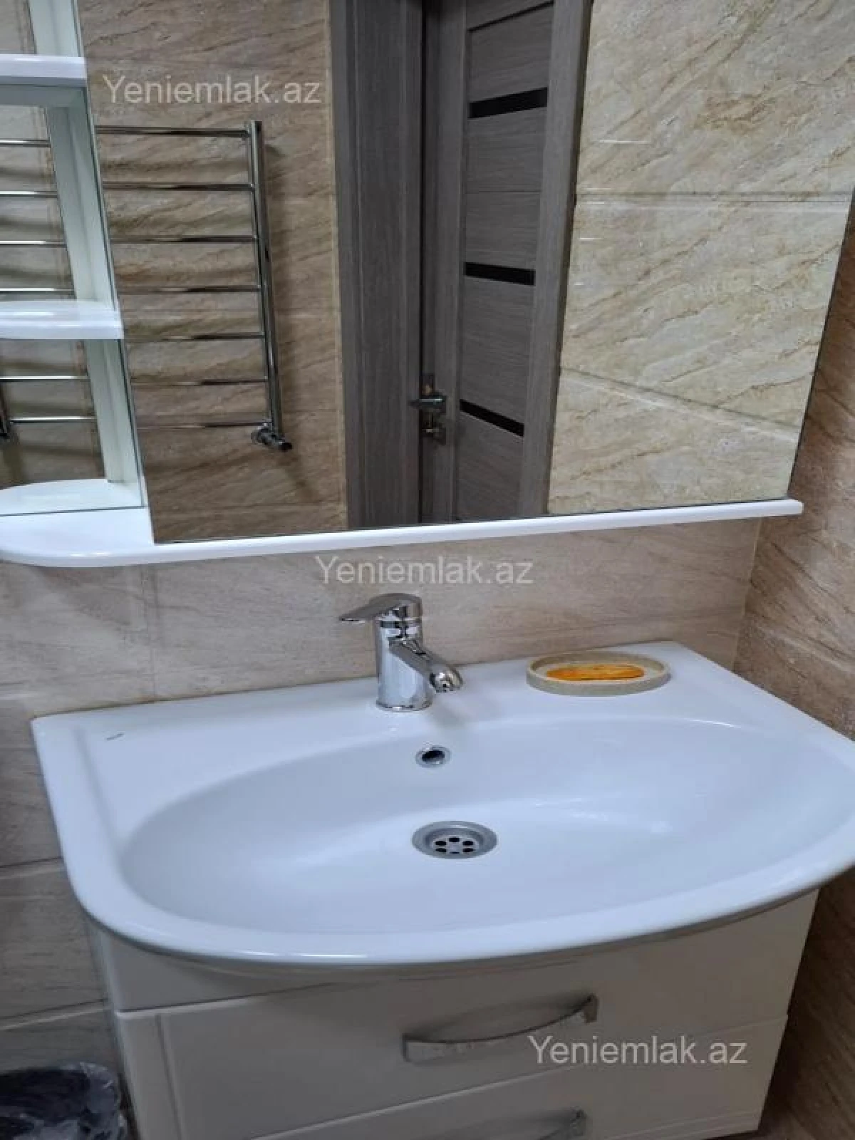 Satılır 4 otaqlı yeni tikili 131 m²