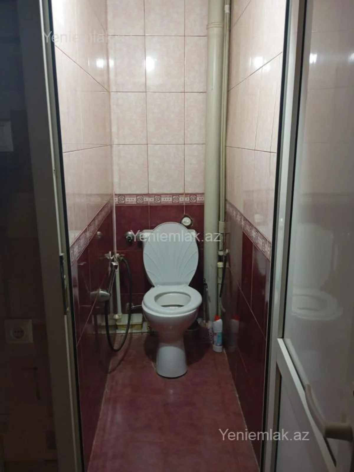 Satılır 2 otaqlı köhnə tikili 65 m²