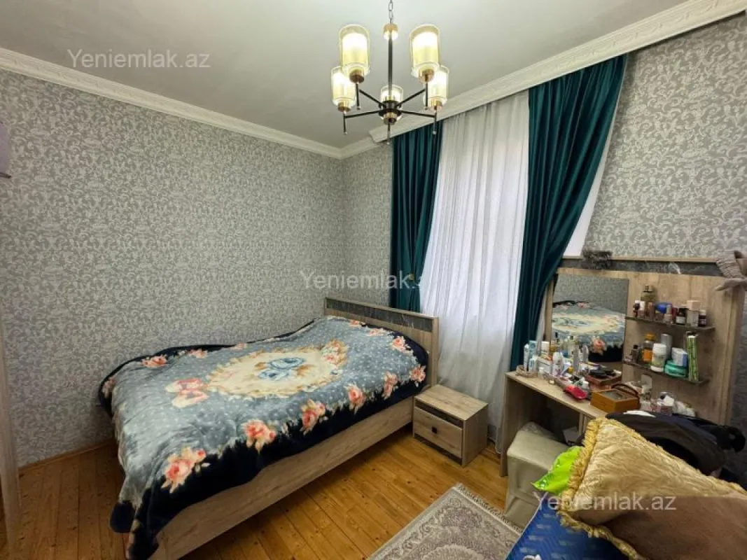 Satılır 3 otaqlı həyət evi 100 m²