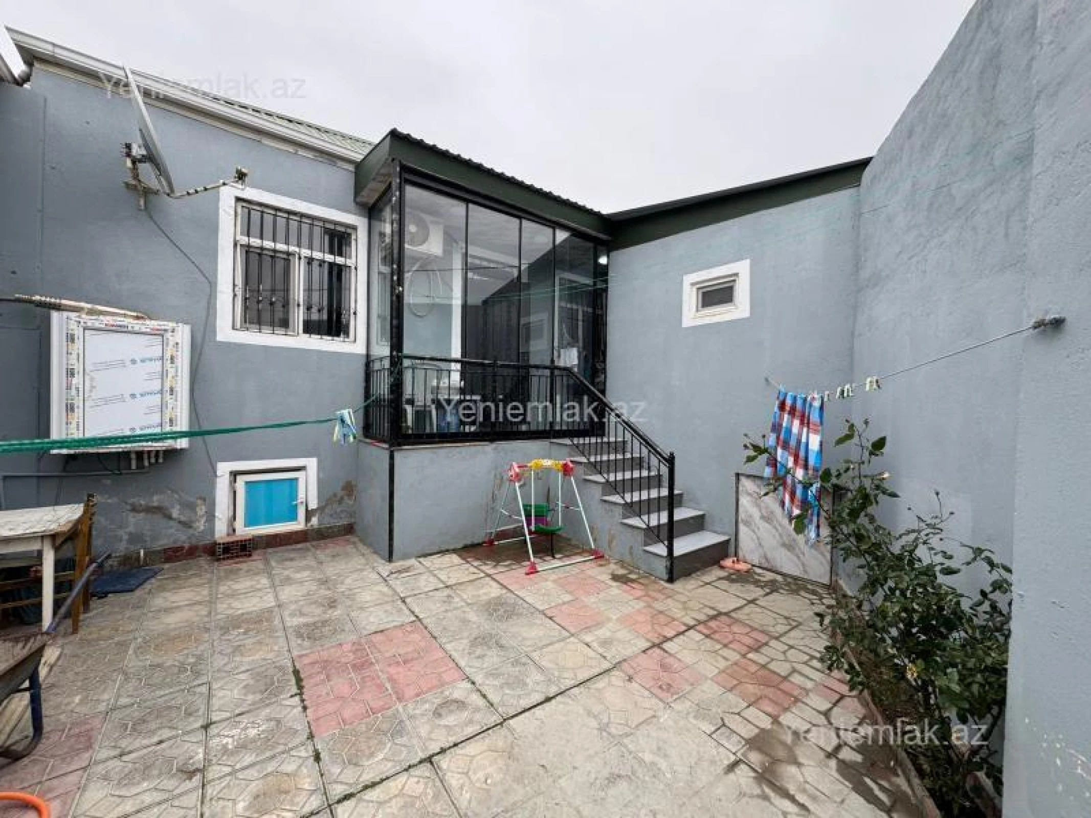 Satılır 3 otaqlı həyət evi 100 m²