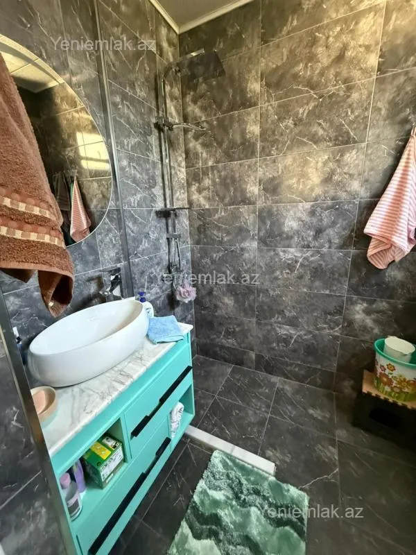Satılır 3 otaqlı köhnə tikili 80 m²