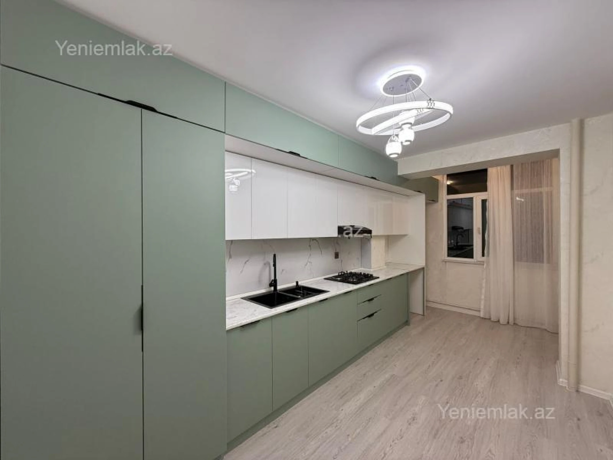 Satılır 3 otaqlı köhnə tikili 60 m²