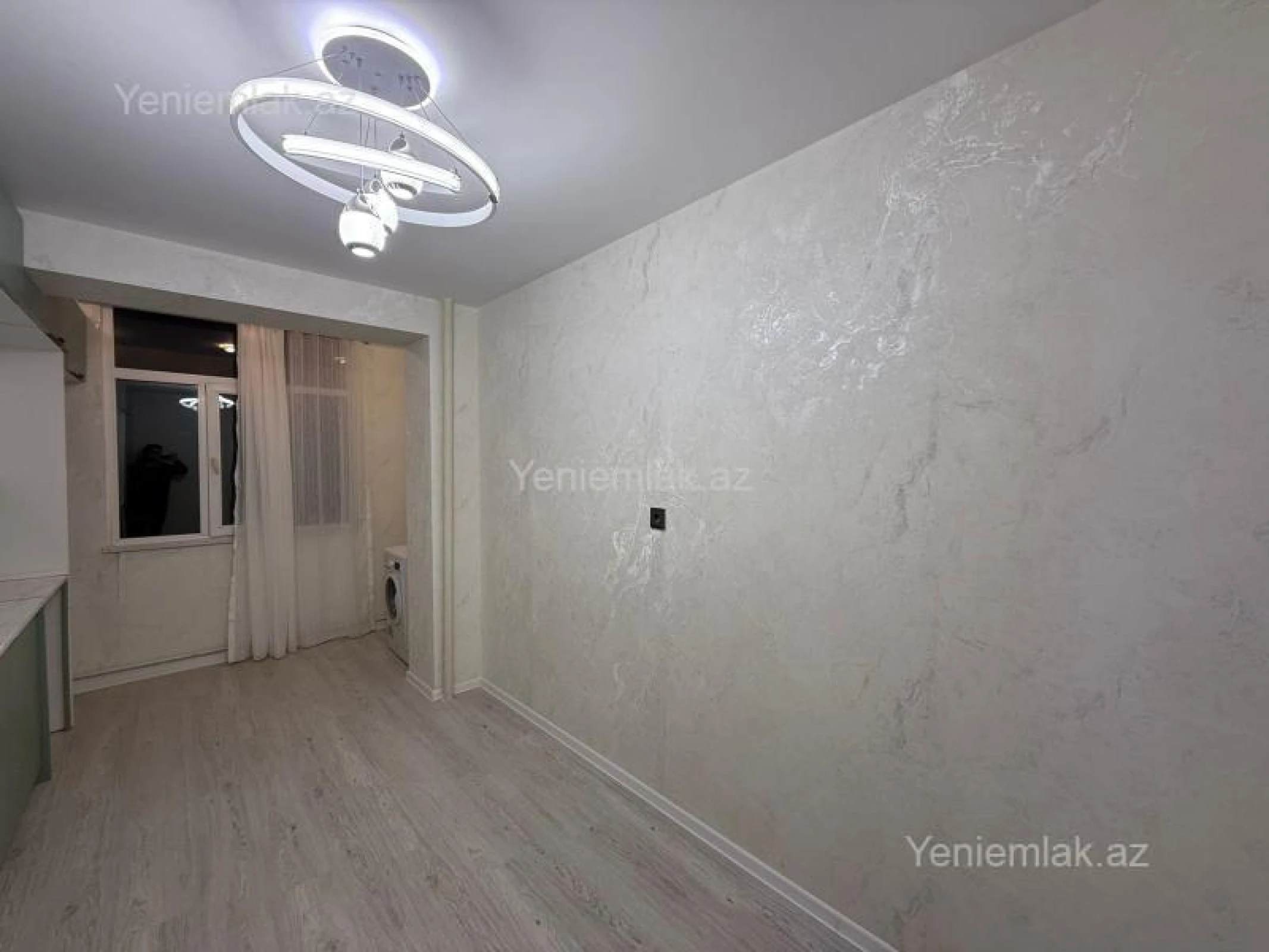 Satılır 3 otaqlı köhnə tikili 60 m²