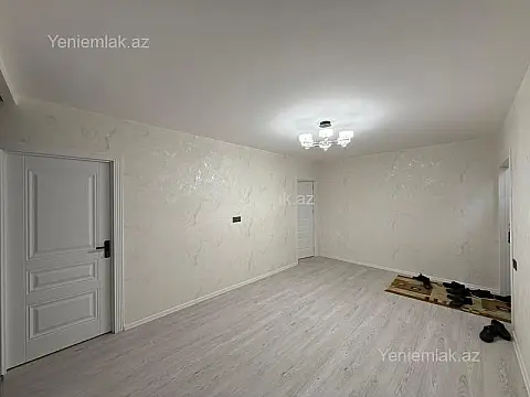 Satılır 3 otaqlı köhnə tikili 60 m²