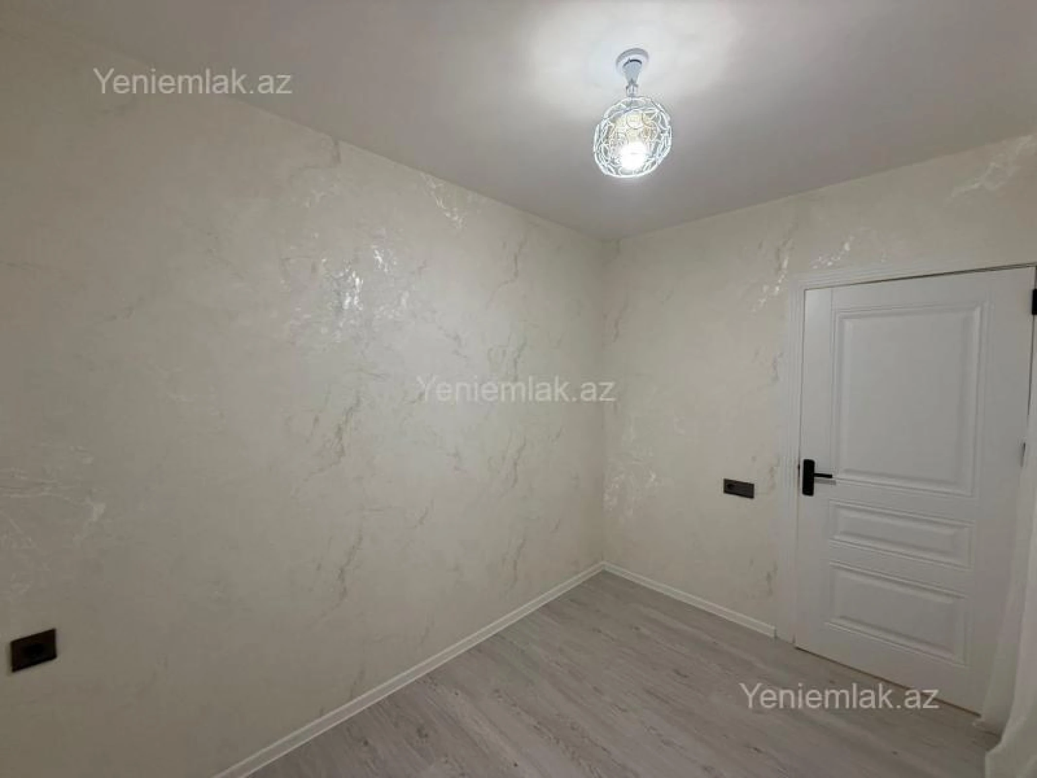 Satılır 3 otaqlı köhnə tikili 60 m²