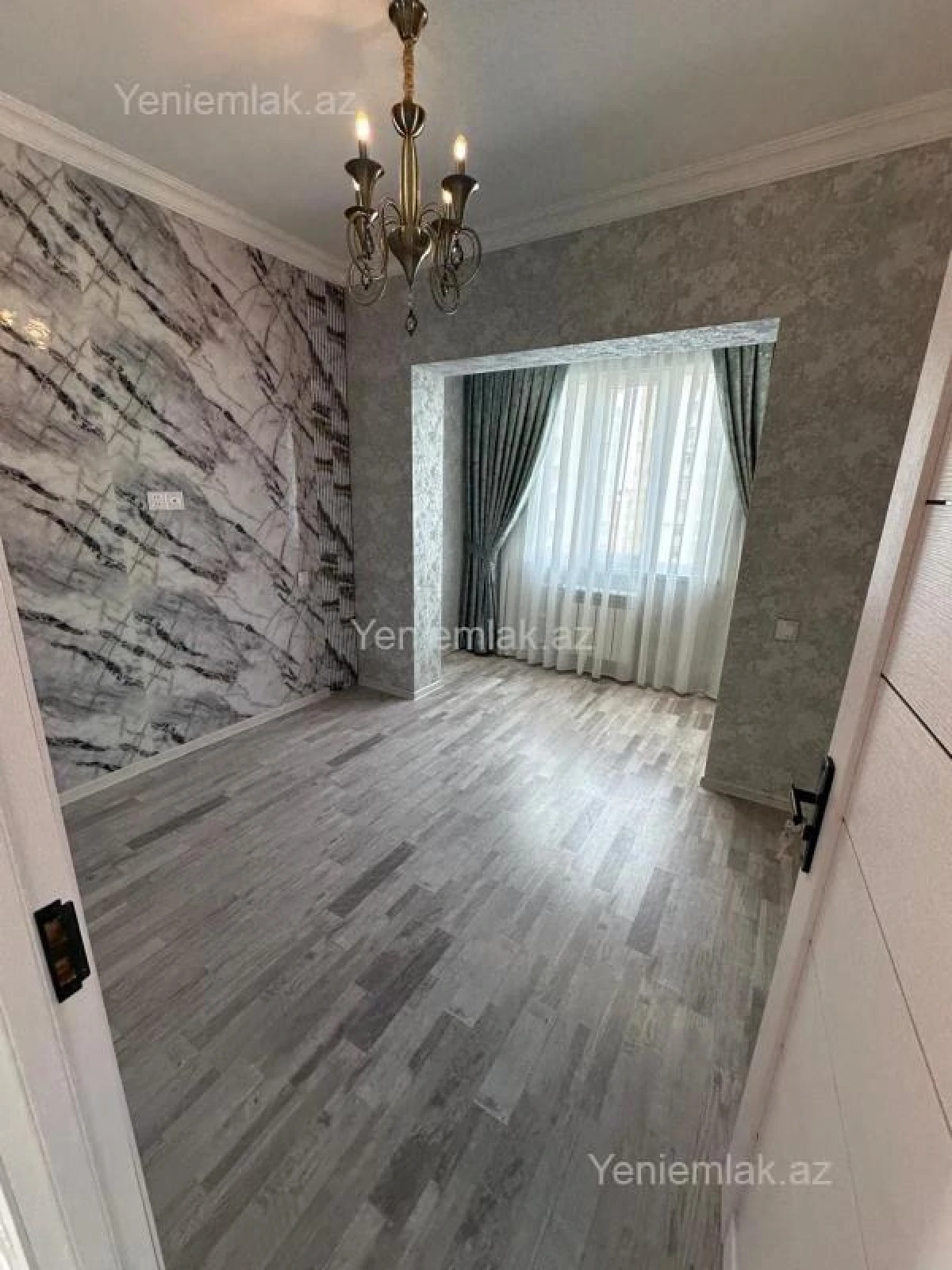 Satılır 2 otaqlı köhnə tikili 45 m²