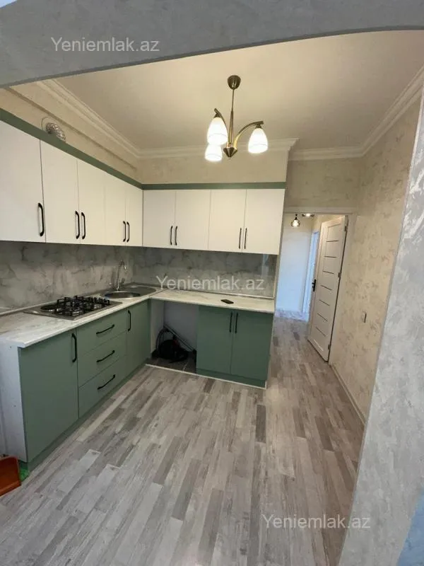 Satılır 2 otaqlı köhnə tikili 45 m²