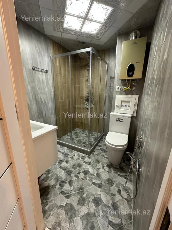 Satılır 2 otaqlı köhnə tikili 45 m²