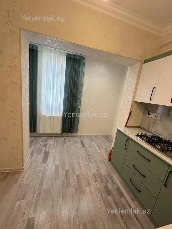 Satılır 2 otaqlı köhnə tikili 45 m²