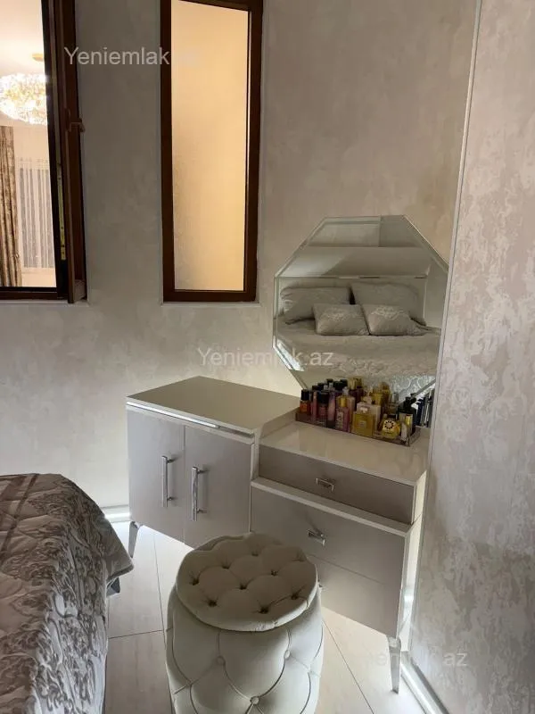 Satılır 2 otaqlı yeni tikili 60 m²