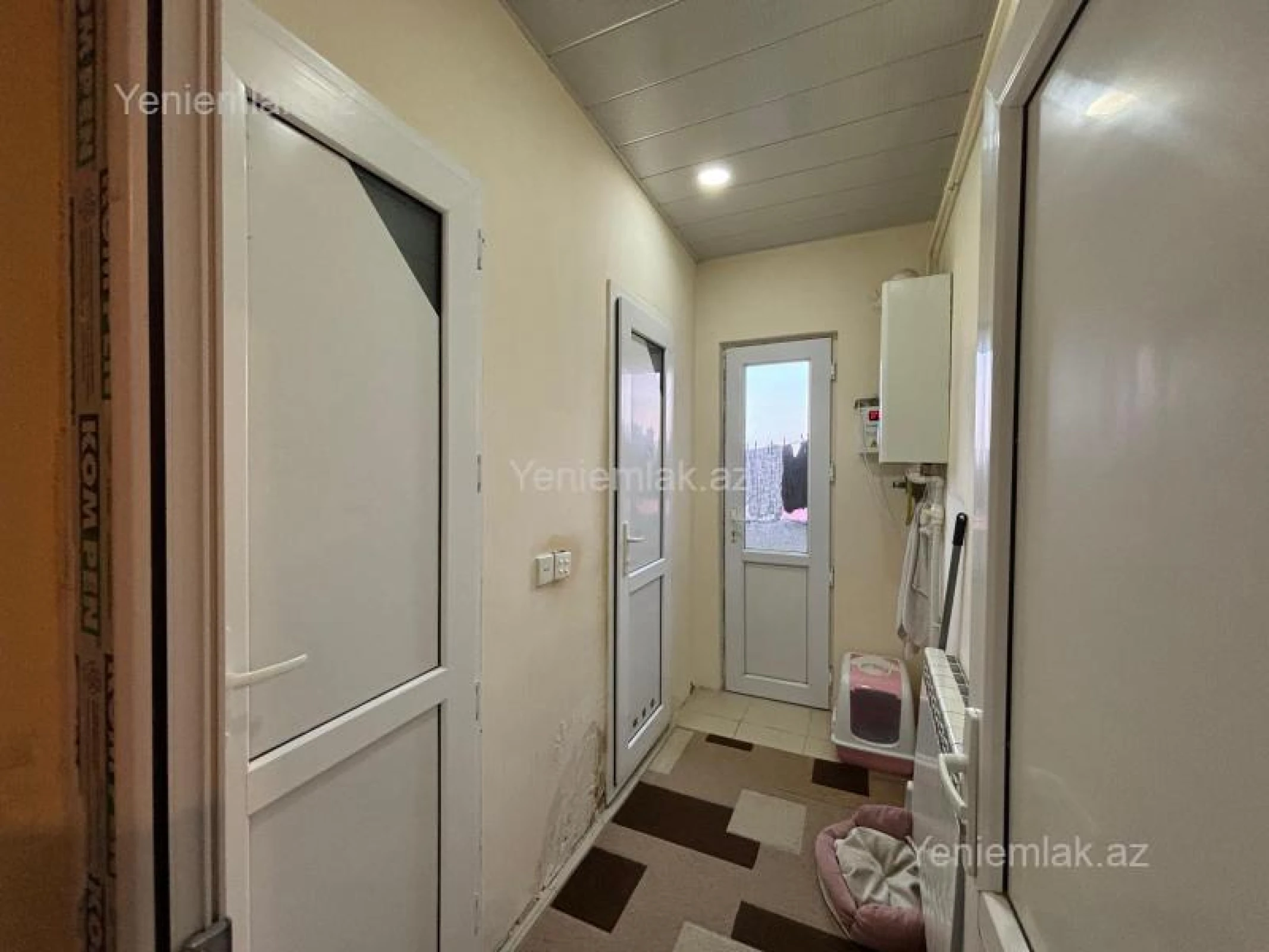 Satılır 3 otaqlı köhnə tikili 75 m²