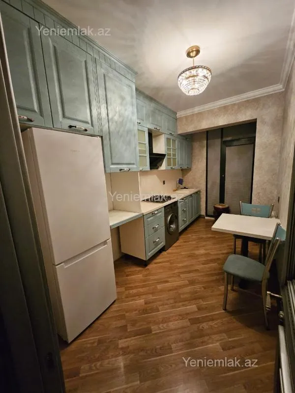 Satılır 3 otaqlı yeni tikili 102 m²